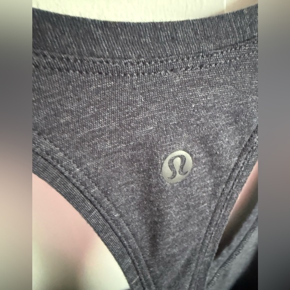 Lululemon Yogi Racerback IV - Picture 7 of 8